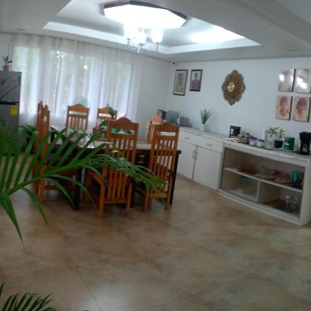Amor'S Place Puerto Princesa Exterior photo