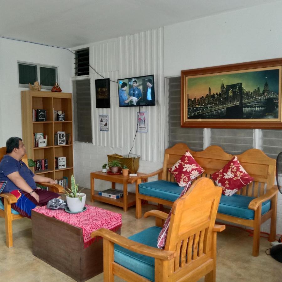 Amor'S Place Puerto Princesa Exterior photo